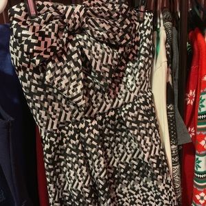 Knee length dress size small